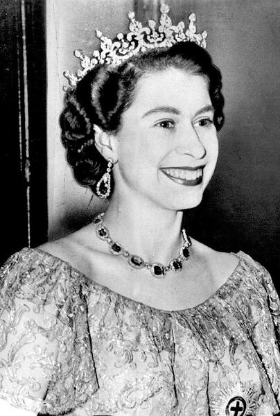File:Queen Elizabeth II - 1953-Dress.JPG