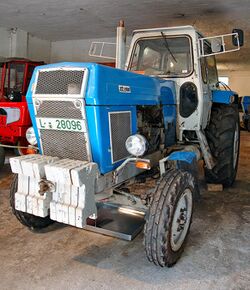 GDR tractor ZT 300 (aka).jpg