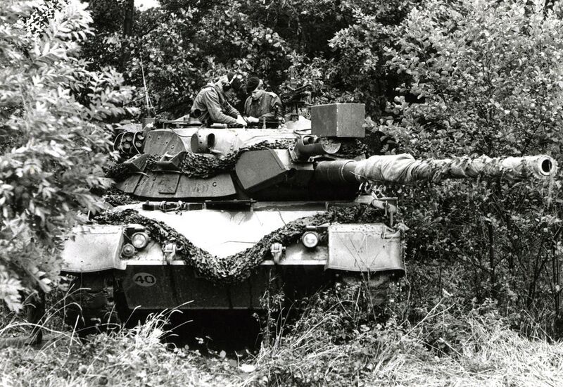 File:Improved Leopard 1V of the Dutch armoured Hussars regiment.jpg