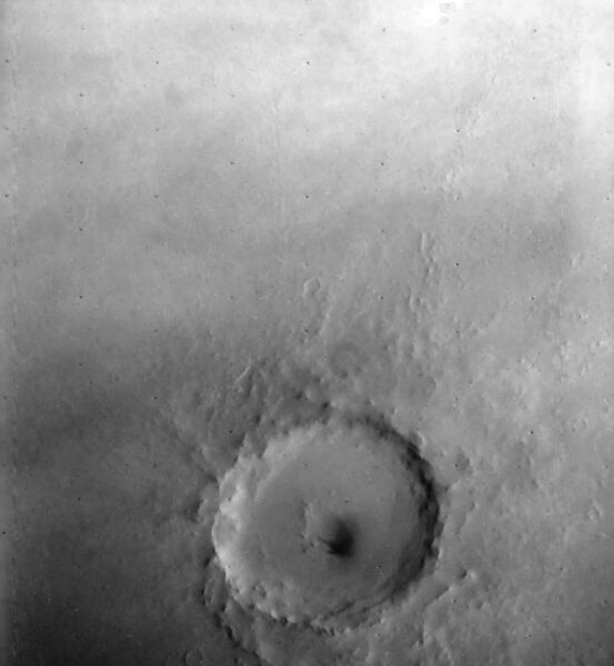 File:Mie crater 844A06.jpg