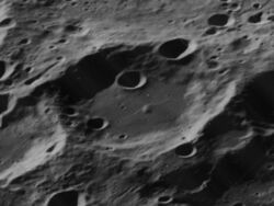 Razumov crater 5015 h3.jpg