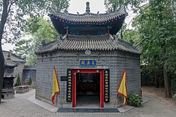 Temple of Huang Yueying 2016 Temple of Marquis Wu (Wuzhang Plains).jpg