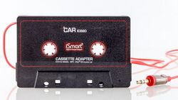 Cassette adapter iSmart Car IC880-4610.jpg
