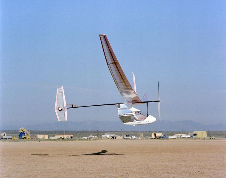 File:Daedalus-human-powered-aircraft.jpg