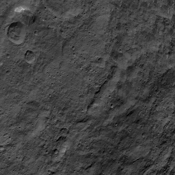 File:PIA19995-Ceres-DwarfPlanet-Dawn-3rdMapOrbit-HAMO-image53-20150928.jpg