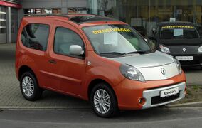 Renault Kangoo be bop 1.6 16V (II) – Frontansicht, 2. April 2011, Düsseldorf.jpg