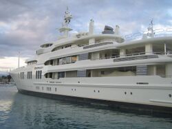 Yacht Ecstasea 01.jpg