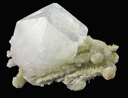 Apophyllite-(KF)-Gyrolite-145017.jpg
