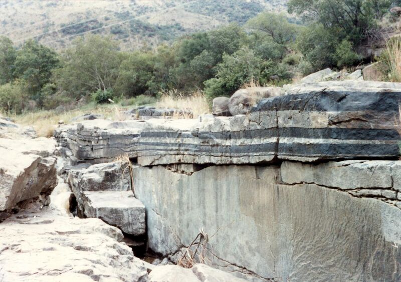 File:Chromitite Bushveld South Africa.jpg