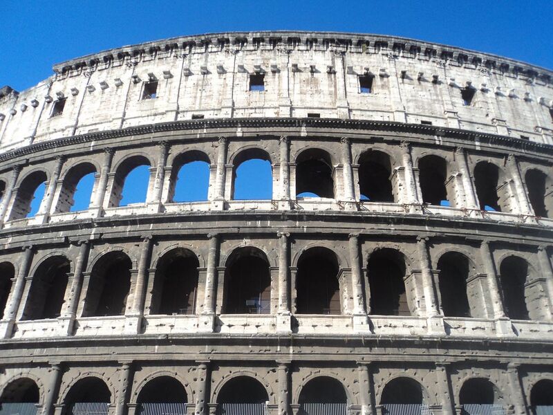 File:Exterior of the Colosseum 01.JPG