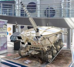 Lunokhod 2 in Kaluga 01.jpg