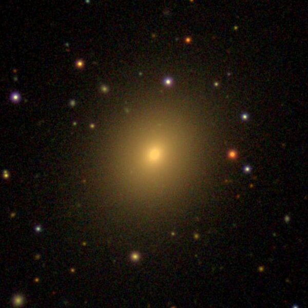 File:NGC777 - SDSS DR14.jpg