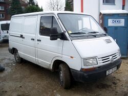 Opel arena passenger side.jpg