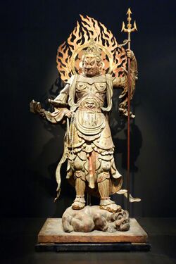 Standing Komoku Ten (Virupakusa), Heian period, 12th century, wood with polychromy and cut gold leaf - Tokyo National Museum - DSC05100.JPG