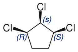 (1R,2s,3S)-1,2,3-trichlorocyclopentane.svg