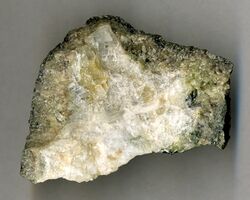 Bromellite, Phenakite, Chrysoberyl, Phlogopite-151158.jpg