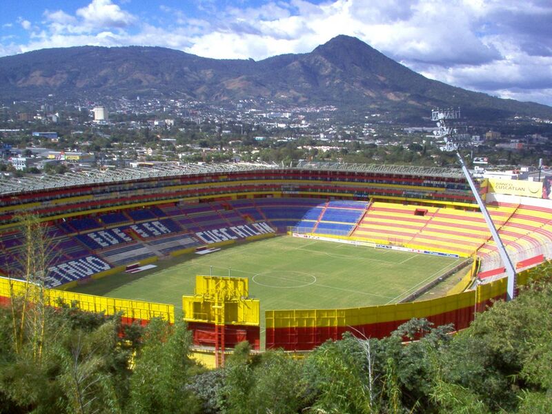 File:Estadio cuscatlan.jpg