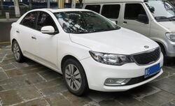 2011 Dongfeng-Yueda-Kia Forte R, front 8.4.18.jpg