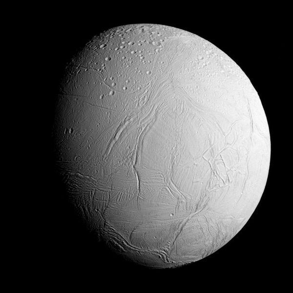 File:PIA17202 - Approaching Enceladus.jpg