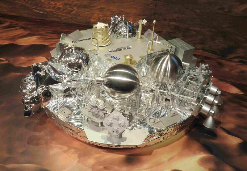 File:Schiaparelli Lander Model at ESOC.JPG