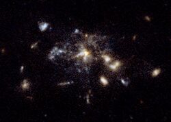 Spiderweb galaxy (MRC 1138-262) Hubble.jpg
