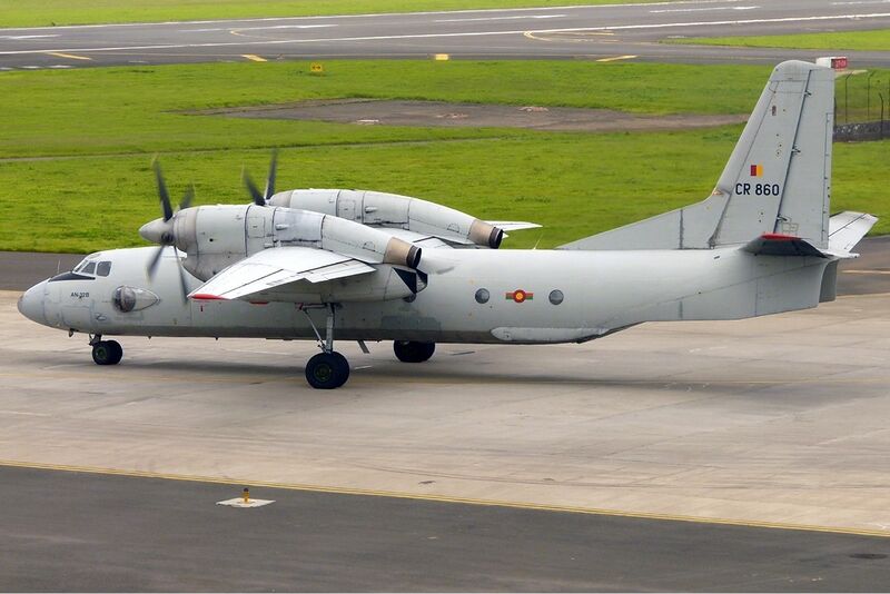 File:Sri Lankan Air Force Antonov An-32B SDS.jpg