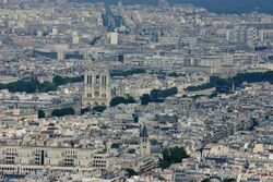 Tour Eiffel Notre-Dame.JPG