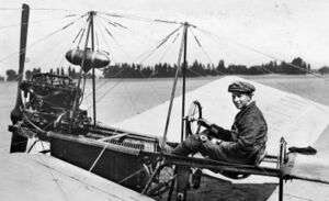 Fokker in zijn Spin Dutch aviation pioneer Fokker in his first aircraft.jpg