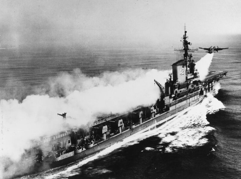 File:Lockheed P2V-3C Neptune takes off from USS Franklin D. Roosevelt (CVB-42) on 2 July 1951 (80-G-629296).jpg