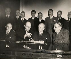 Signature Anglo American loan agreement 1945.jpg
