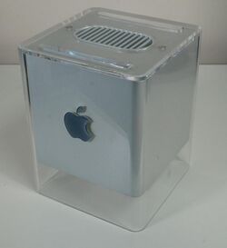 Apple Power Mac G4 Cube - Product Shot.jpg