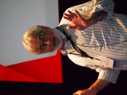 Photograph of Zalta speaking at Wikimania 2015.