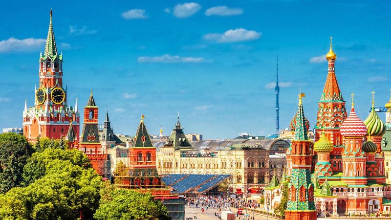 File:Saint Basil's Cathedral and the Red Square.jpg