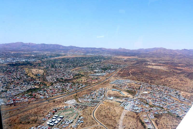 File:Windhoek Luftaufnahme.jpg