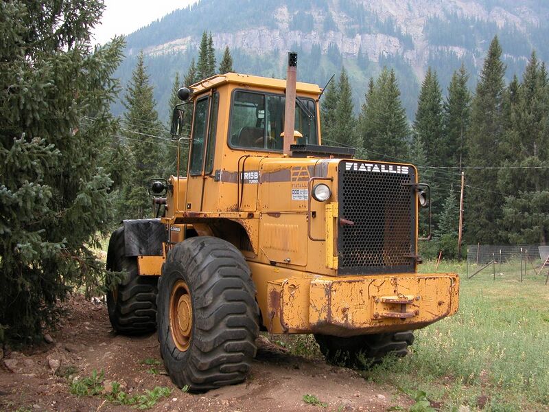 File:2003-08-17 Fiatallis FR15B loader in Cooke City, Montana.jpg