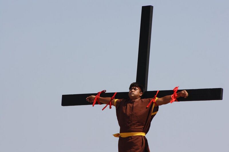 File:Crucified apostle in Pampanga.jpg