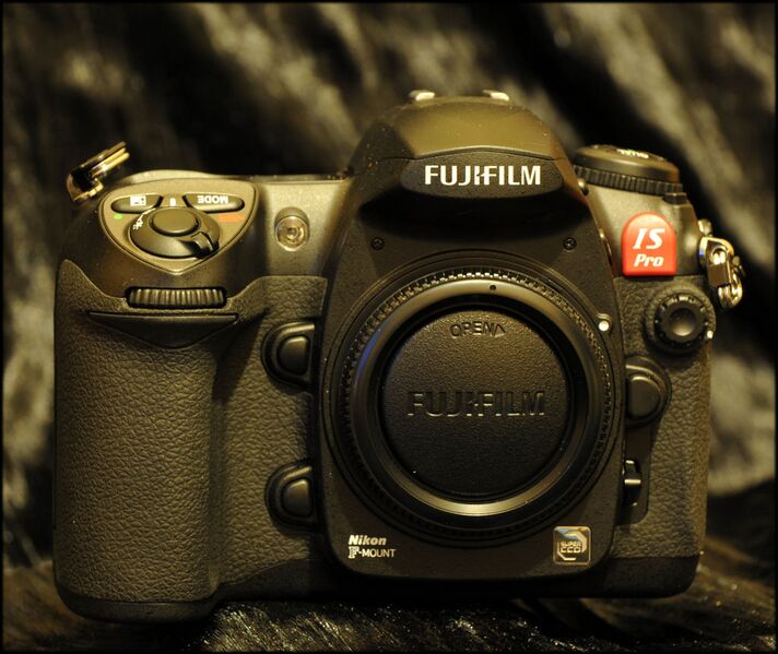 File:Fujifilm IS Pro.jpg
