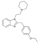 Piperidine-etodesnitazene structure.png