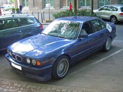 Alpina B10 BiTurbo BASIS BMW 5er Gen3 E34 1989-1994 frontleft 2011-06-04 U.jpg