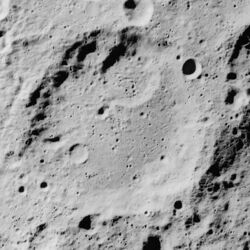 Guyot crater AS16-M-3001 ASU.jpg
