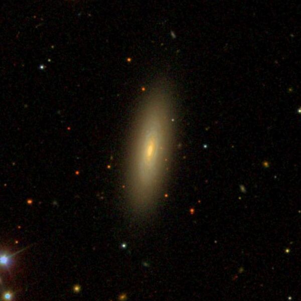 File:NGC670 - SDSS DR14.jpg