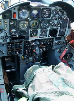 EMB-312 Cockpit.jpeg