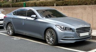 Hyundai Genesis DH grey (1) (cropped).jpg
