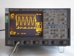 Oscilloscope numérique 9304.JPG