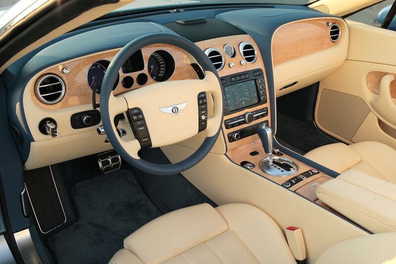File:Bentley Continental GTC 011.JPG