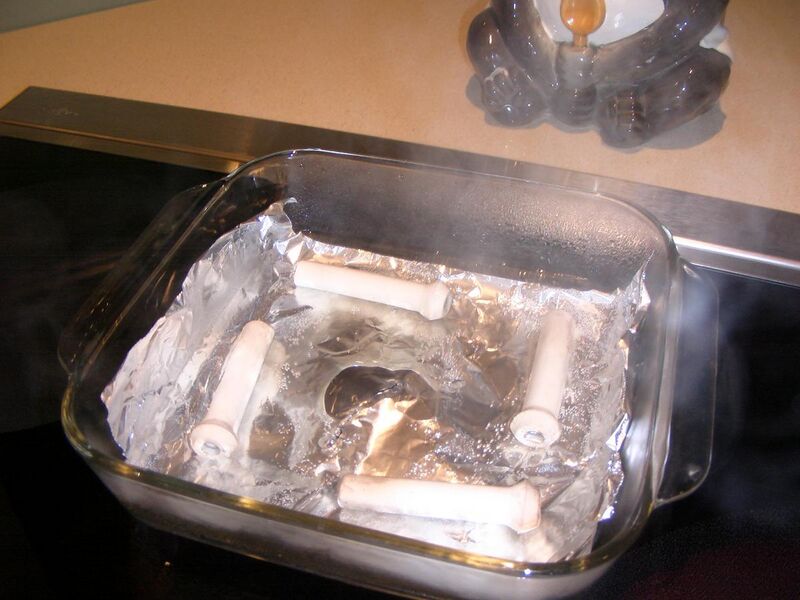 File:Foil on induction cooktop.jpg