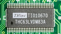 Hyundai HT15X13-200 - controller board 2 - THine THC63LVDM83A--0133.jpg