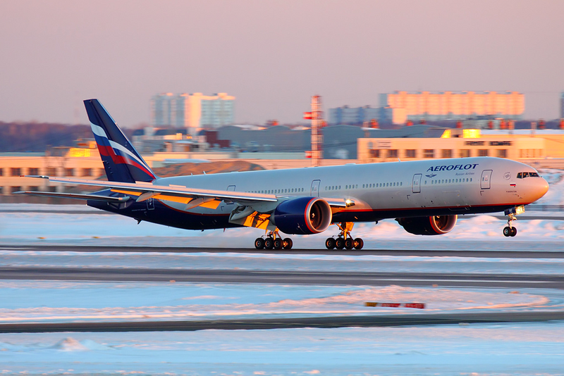 File:Aeroflot Boeing 777-300ER VP-BGC SVO 2013-3-7.png