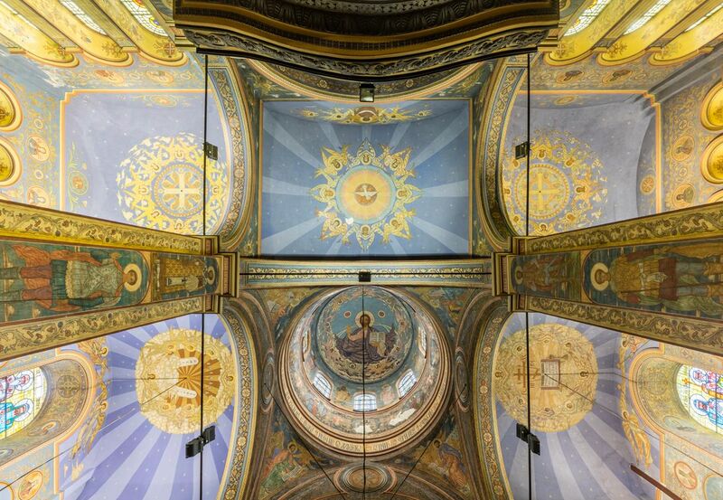File:Catedral de la Dormición de la Madre de Dios, Varna, Bulgaria, 2016-05-27, DD 109-111 HDR.jpg