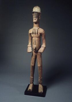 Brooklyn Museum 1993.179.1 Standing Male Shrine Figure.jpg